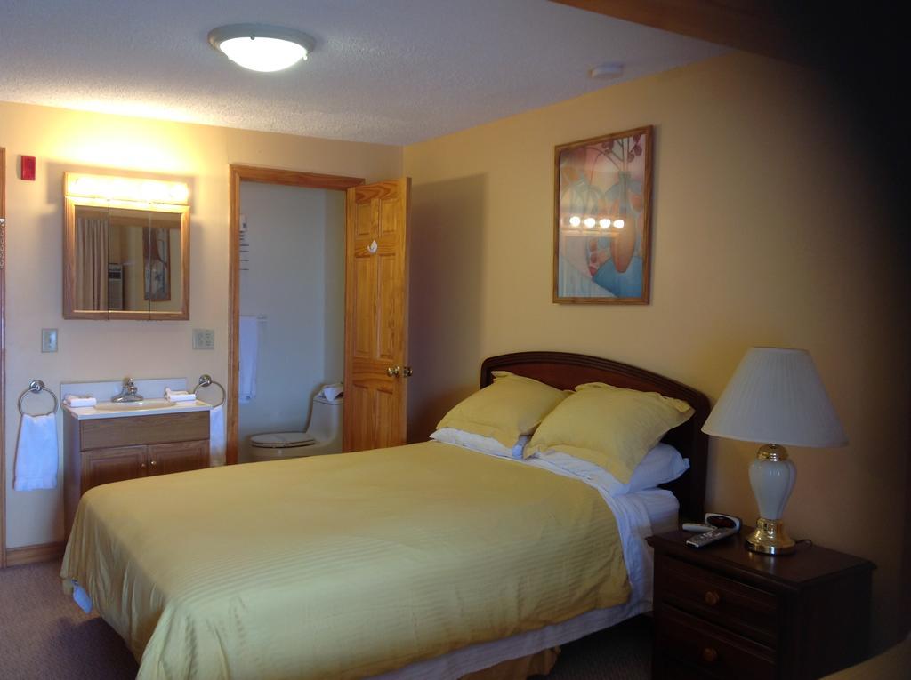 Hotel The Moulton Hampton