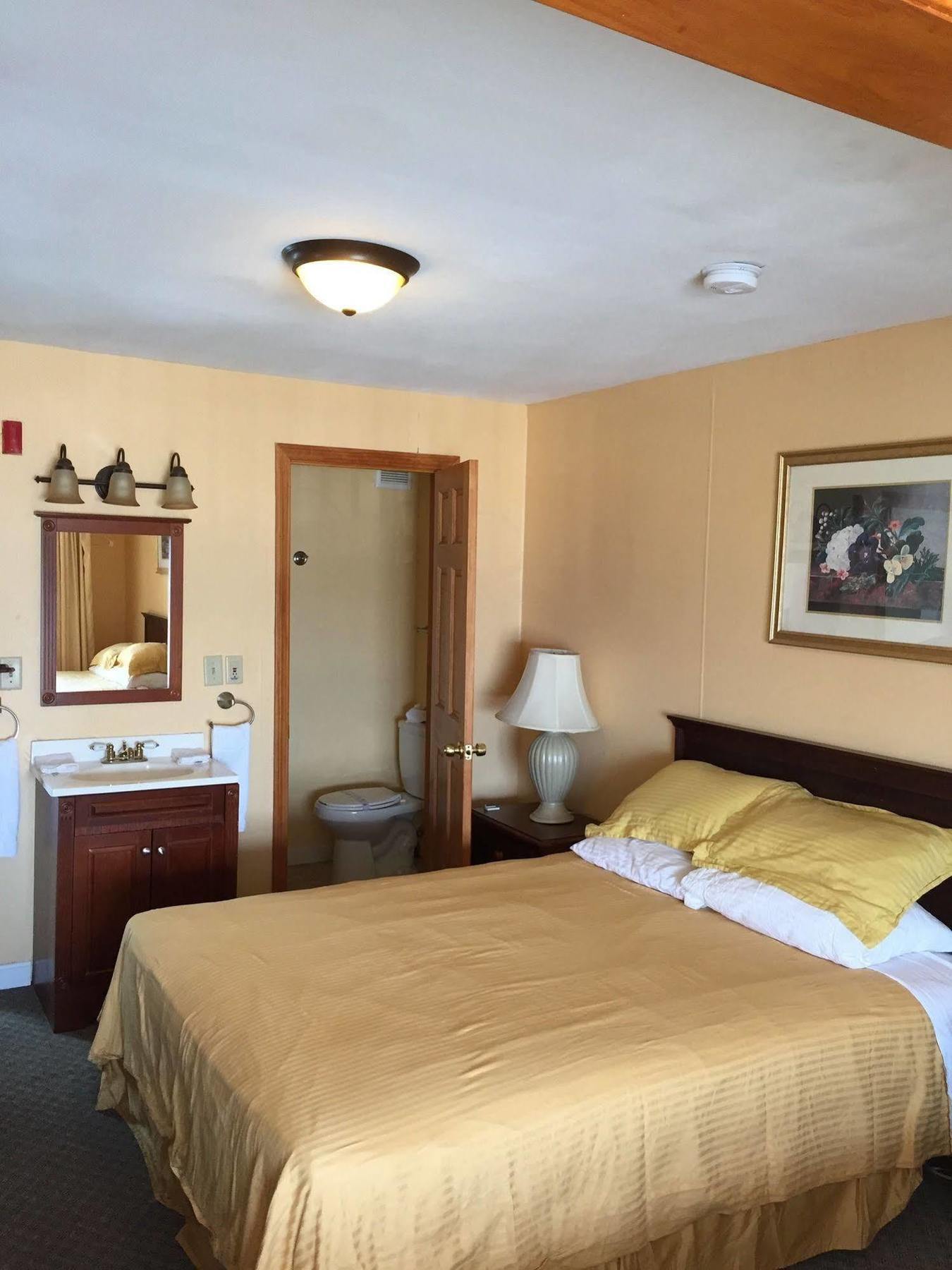 Hotel The Moulton 2*